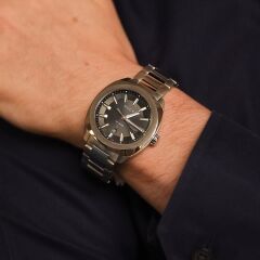 Gucci YA142301 Kol Saati