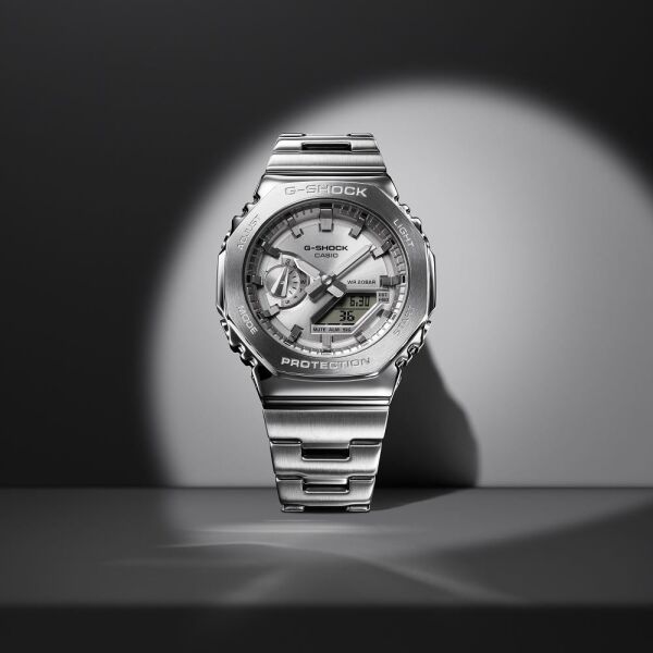 Casio G-Shock  GM-2110D-7ADR  Kol Saati (SZ) (+8)