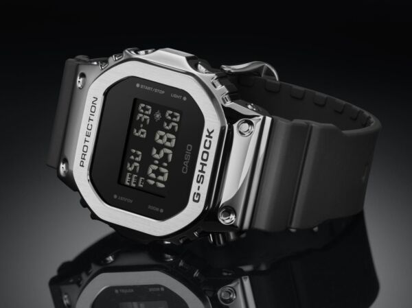 Casio G-Shock Kol Saati GM-5600U-1DR (SZ) (+5)