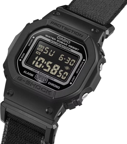Casio G-Shock Kol Saati DW-5600MNC-1DR